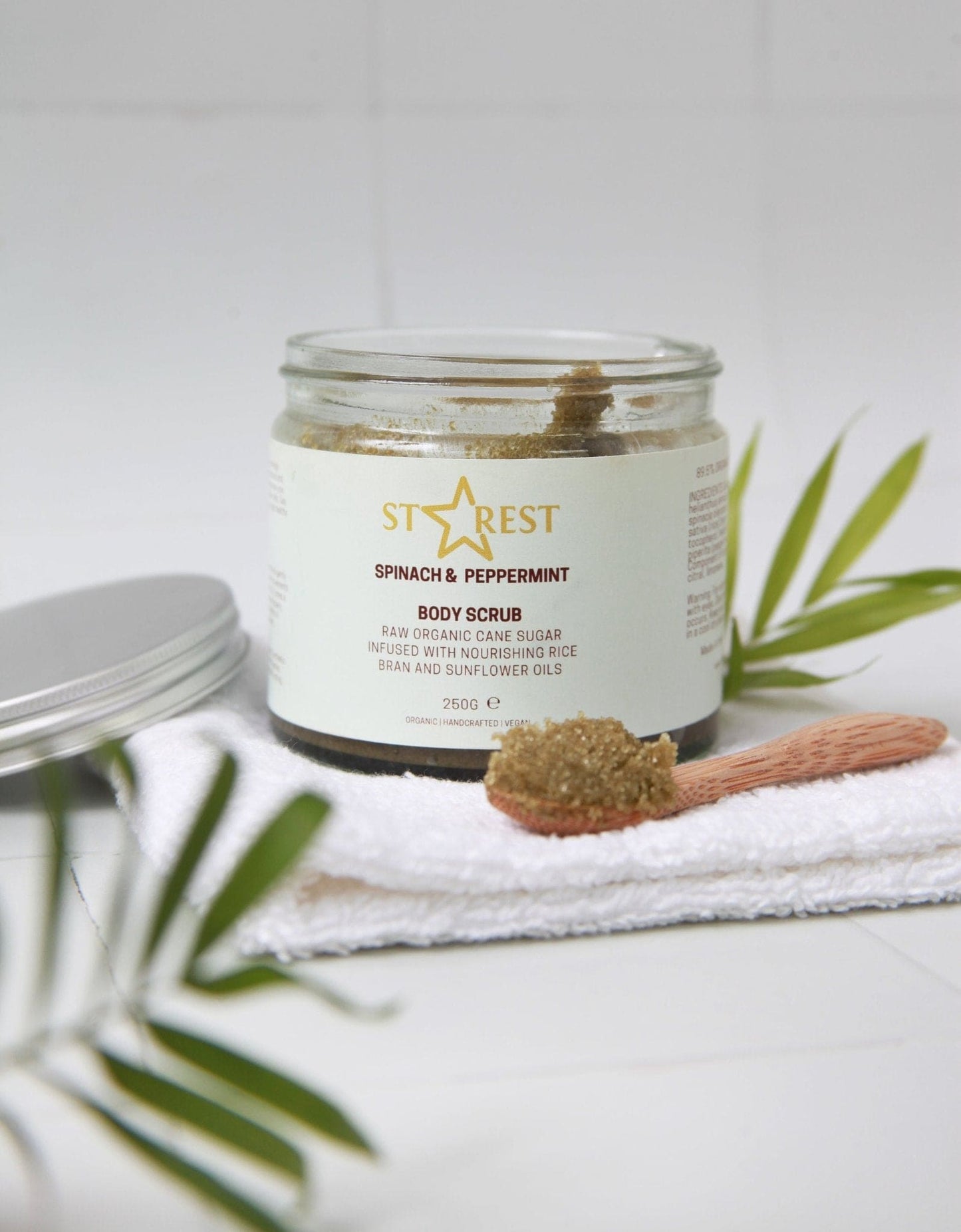 Spinach and Peppermint Body Scrub