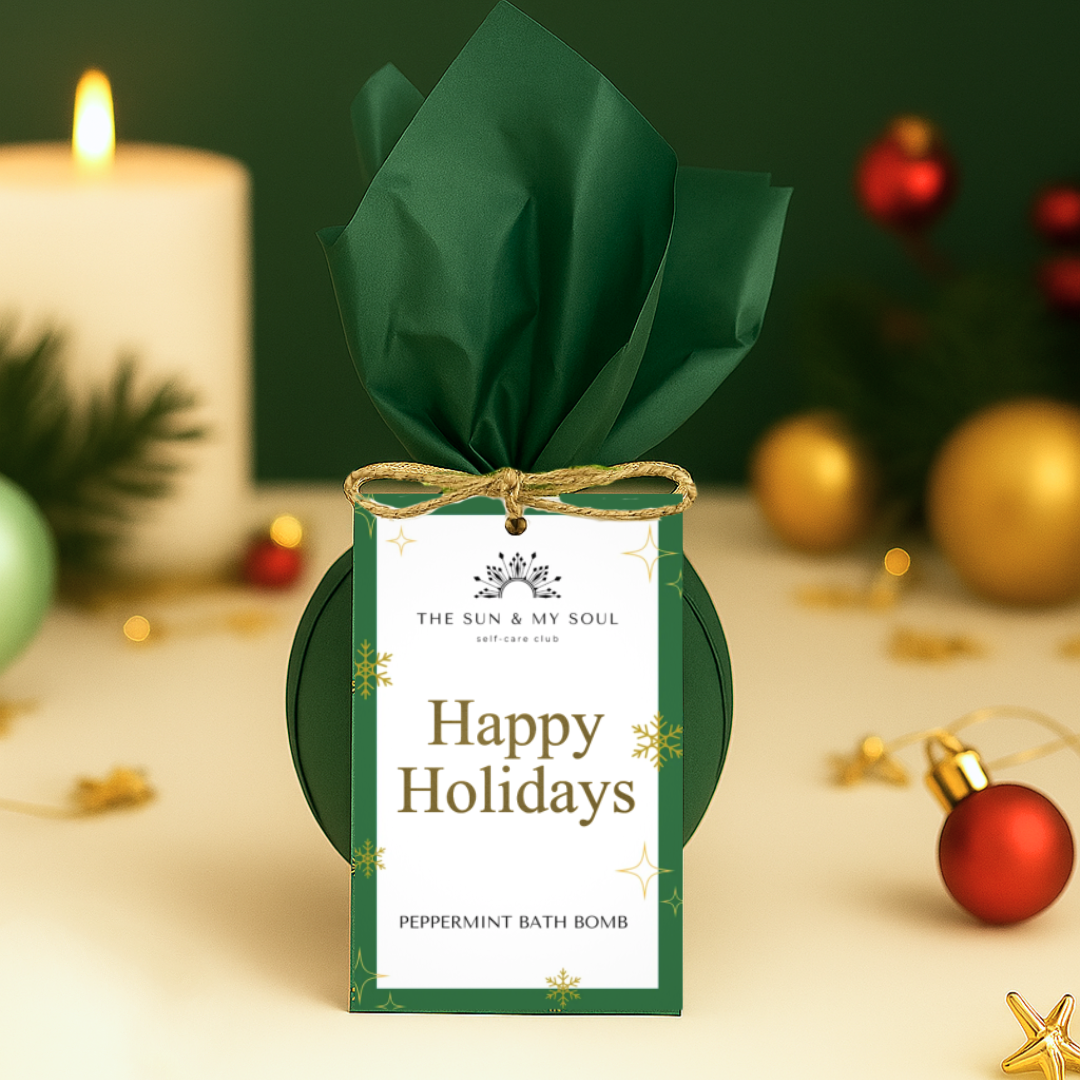 Happy Holidays Christmas Bath Bomb – Peppermint Scent